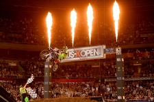 Chad Reed Wins In Sydney as Reardon and Decotis Close In On ASX Titles