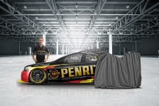 Erebus Motorsport chooses to race Holdens in 2016