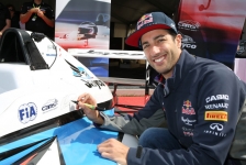 Daniel Ricciardo on Formula 4™s Class of 2015