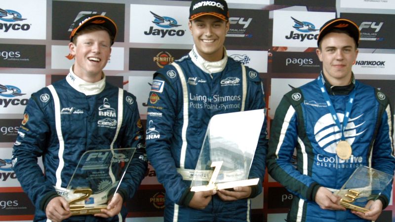 #F4AU Gold Coast Wrap: Harry Hayek Wins Final Race and Round