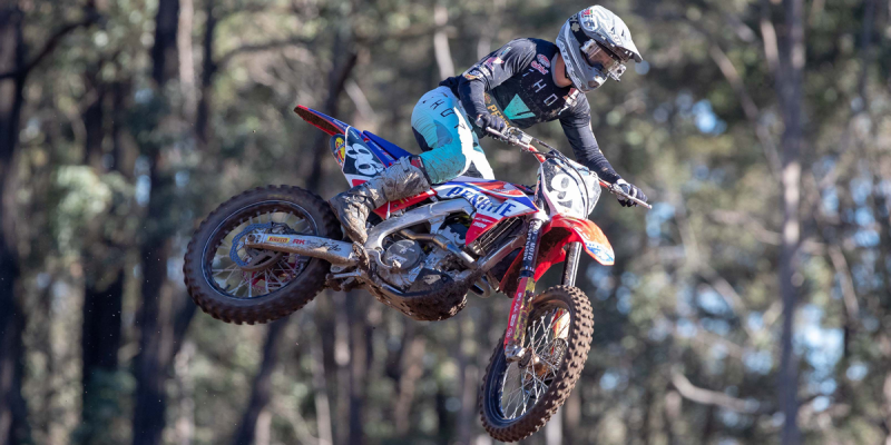 Webster red hot at icy cold Maitland MX Nationals