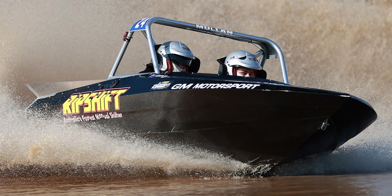 Big night under lights for Penrite V8 Superboats at Temora